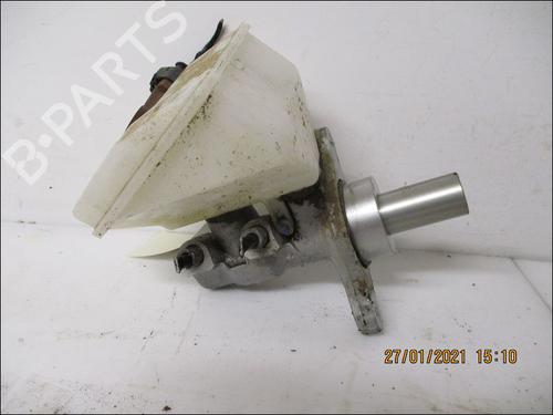 Used Brake master cylinder CITROËN BERLINGO Box Body/MPV (B9) 1.6 BlueHDi 100 (99 hp) 10945163