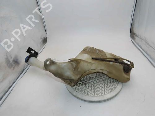 Used Windscreen washer tank Windscreen washer tank 37061138 37061138