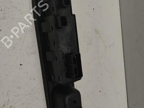 Left front window switch PEUGEOT 5008 (0U_, 0E_) 2.0 HDi 150 / BlueHDi 150 | BP39996477I27 - Image 3