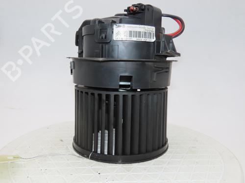 Heater blower motor PEUGEOT 208 I (CA_, CC_) 1.6 HDi | BP24185332M62