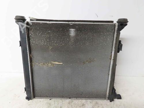 Used Water radiator Water radiator 37047973 37047973