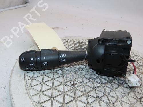 Licht + Raw Schakelaar Licht + Raw Schakelaar RENAULT CLIO IV (BH_) 1.5 dCi 75 (75 hp) 36940390 36940390