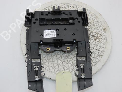 Warning switch PORSCHE MACAN (95B) 3.0 S Diesel | BP33134035I22 - Image 2