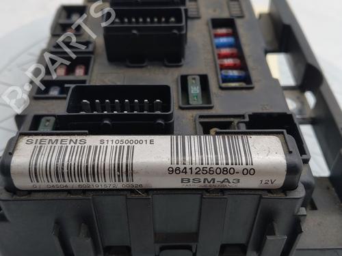 Fuse box CITROËN C5 I (DC_) 2.0 HDi (DCRHZB, DCRHZE) | BP38676541E1 - Image 3