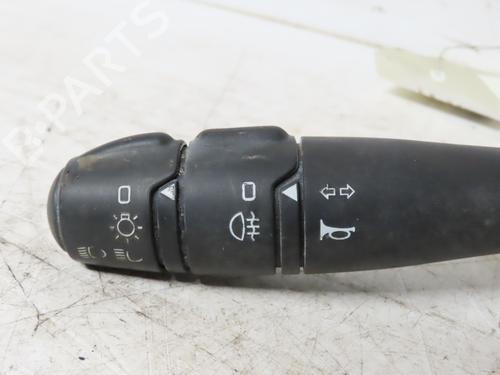 Used Steering column stalk NISSAN INTERSTAR Van (X70) dCi 100 (99 hp) 16361674