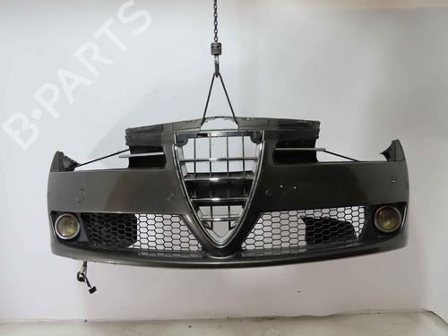 Used Front bumper Front bumper 37060201 37060201