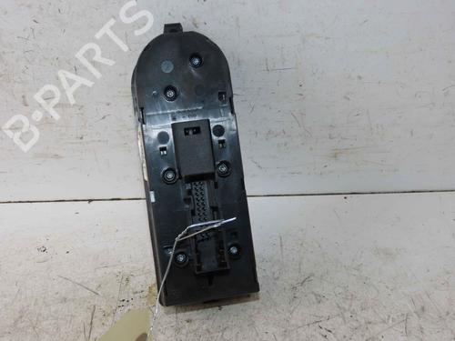 Used Left front window switch Left front window switch 37061069 37061069