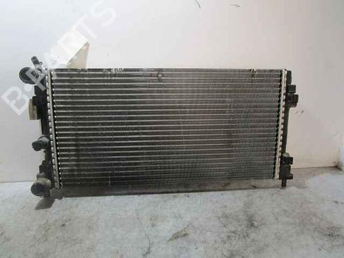 Used Water radiator Water radiator 37039788 37039788