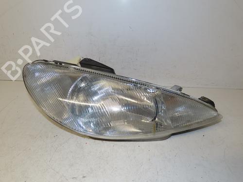 Used Right headlight PEUGEOT 206 Hatchback (2A/C) 1.4 i (75 hp) 29153841