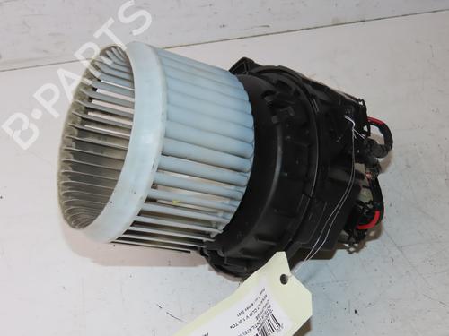 Used Heater blower motor RENAULT CLIO V (B7_) 1.0 TCe 90 (B7MT) (91 hp) 29152701