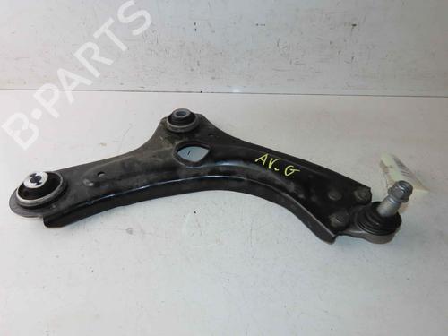 left-front-suspension-arm-renault-clio-v-b7_-2019-37053505 main image