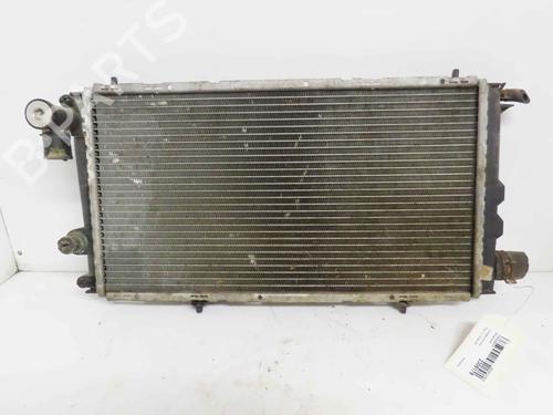 Used Water radiator Water radiator 37044710 37044710
