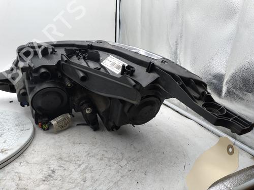 Used Right headlight Right headlight PEUGEOT 2008 I (CU_) 1.2 THP 130 / PureTech 130 (130 hp) 40484182 40484182