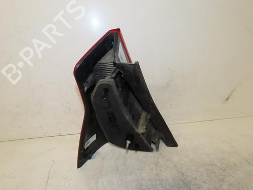 right-taillight-dacia-sandero-2008-23170839 main image