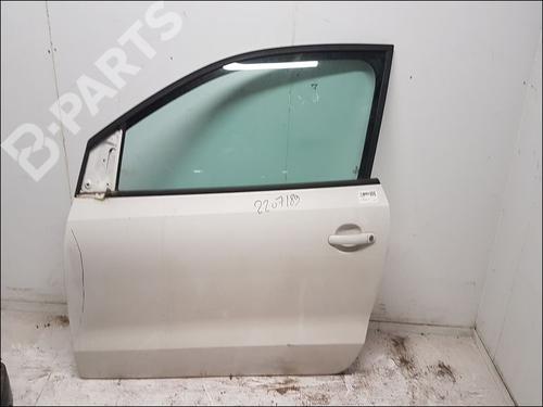 Used Left front door VW POLO V (6R1, 6C1) 1.2 (70 hp) 10947819