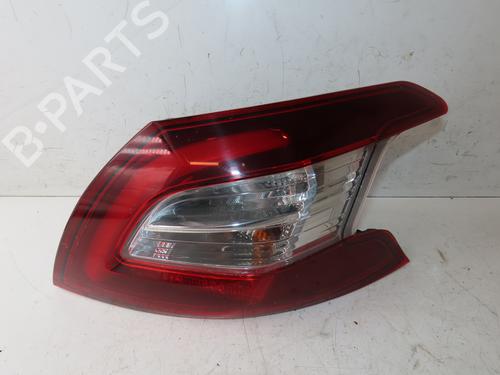 Used Right taillight Right taillight 33135373 33135373