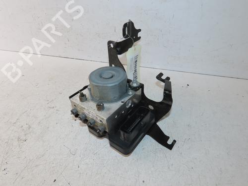 Used ABS pump ABS pump RENAULT CLIO IV (BH_) 0.9 TCe 90 (BHNF, BHMA, BHMH, BHJK, BHJR) (90 hp) 33133866 33133866