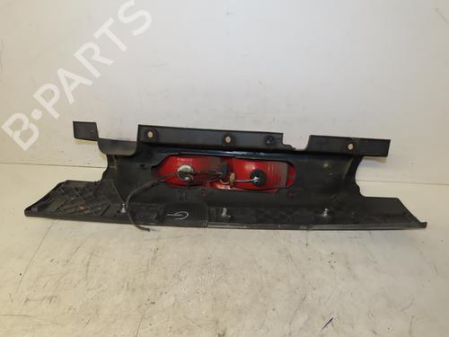 Farolim esquerdo RENAULT TRAFIC II Van (FL) 2.0 dCi 90 (FL0H, FL00, FL01, FL0M, FL0P, FL0S) (90 hp) 22441231