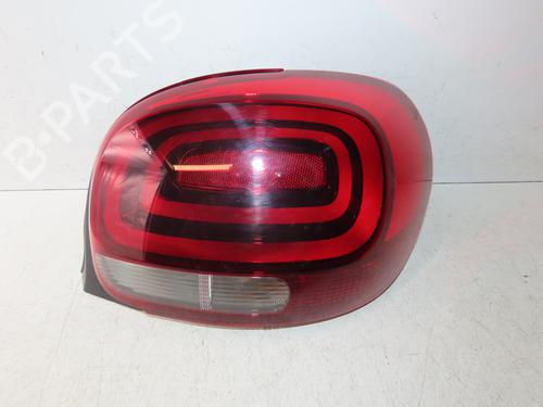 Used Right taillight Right taillight CITROËN C3 III (SX) 1.5 BlueHDi 100 (SXYHYP, SXYHTU) (102 hp) 33058638 33058638