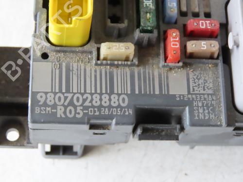 Used Fuse box Fuse box PEUGEOT PARTNER Box Body/MPV 1.6 HDi (90 hp) 34105639 34105639
