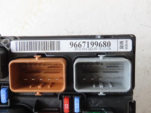 Used Fuse box Fuse box CITROËN C3 Picasso (SH_) 1.6 BlueHDi 100 (99 hp) 33893402 33893402