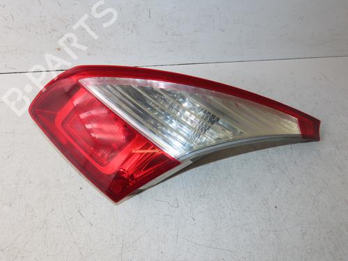 right-tailgate-light-renault-megane-iii-hatchback-bz01_-b3_-2008-33893692 main image