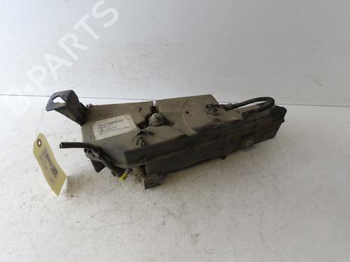 Used AdBlue tank AdBlue tank PEUGEOT 5008 (0U_, 0E_) 1.6 HDi (112 hp) 35747796 35747796