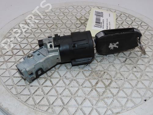 Used Ignition barrel PEUGEOT 308 II (LB_, LP_, LW_, LH_, L3_) 1.2 THP 110 (110 hp) 26310792