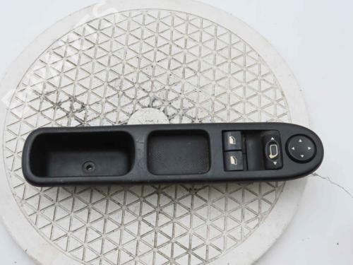 Used Left front window switch Left front window switch PEUGEOT 307 Break (3E) 2.0 HDI 90 (90 hp) 37049343 37049343