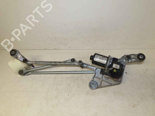 Motor limpia delantero Motor limpia delantero MERCEDES-BENZ V-CLASS (W447) V 250 BlueTEC / d (447.811, 447.813, 447.815) (190 hp) 37052310 37052310