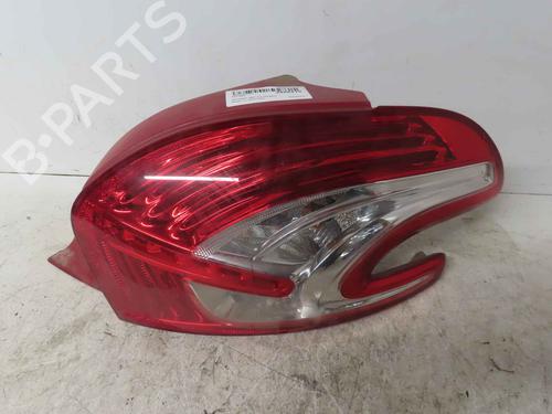 Used Right taillight Right taillight 37047756 37047756