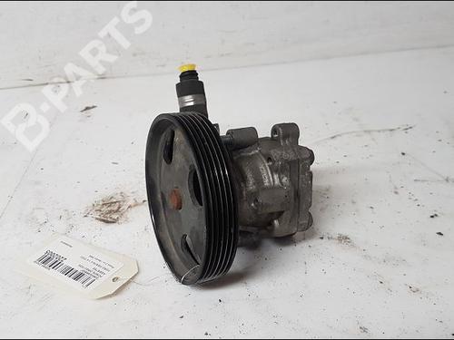 Used Steering pump FORD FIESTA V (JH_, JD_) 1.4 TDCi (68 hp) 10943679