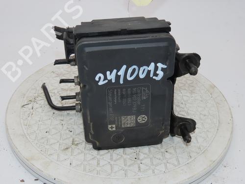 Used ABS pump VW GOLF VI (5K1) 1.6 TDI (105 hp) 21946513