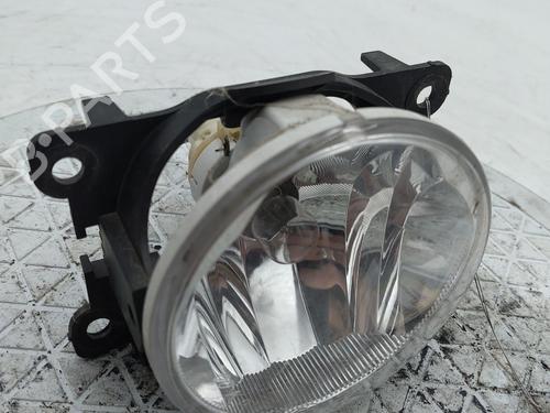 left-front-fog-light-citroen-c4-cactus-2014-39602077 main image