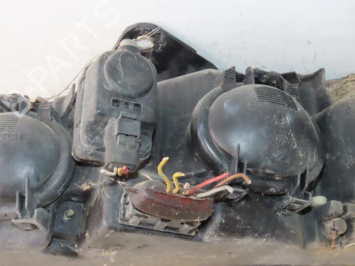 Used Right headlight Right headlight PEUGEOT 406 (8B) 1.9 TD (90 hp) 35747835 35747835