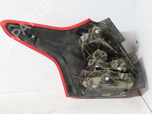 Used Right taillight FORD FOCUS III 1.0 EcoBoost (100 hp) 16223158