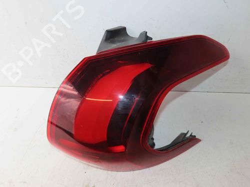 Used Right taillight Right taillight 37057572 37057572