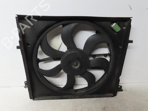 Used Radiator fan RENAULT KADJAR (HA_, HL_) 1.2 TCe 130 (HLMR) (130 hp) 19089559