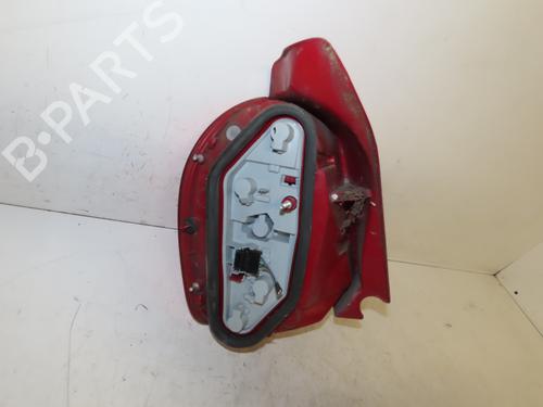 Used Right taillight Right taillight RENAULT MODUS / GRAND MODUS (F/JP0_) 1.5 dCi (FP0F, JP0F) (86 hp) 29153973 29153973