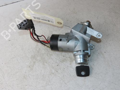 Used Ignition barrel Ignition barrel MERCEDES-BENZ VITO Van (W638) 112 CDI 2.2 (638.094) (122 hp) 33970305 33970305