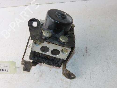 Used ABS pump ABS pump PEUGEOT 206 Hatchback (2A/C) 1.4 HDi eco 70 (68 hp) 33133873 33133873