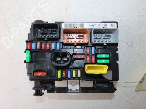 Used Fuse box Fuse box 37060080 37060080