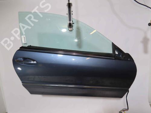 Used Right front door Right front door 37049829 37049829