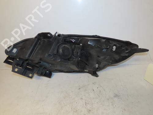 Right headlight RENAULT SCÉNIC III (JZ0/1_) 1.5 dCi | BP29153798C29 