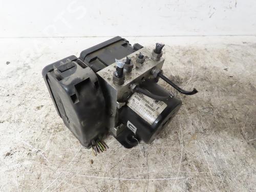 Used ABS pump FORD FIESTA VI (CB1, CCN) 1.6 TDCi (95 hp) 16667459