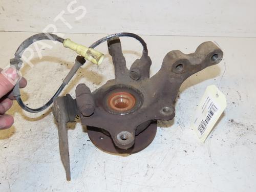 Used Left front steering knuckle RENAULT CLIO II (BB_, CB_) 1.5 dCi (B/CB07) (65 hp) 21691269