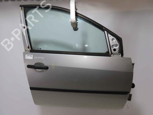 Used Right front door Right front door 37057817 37057817