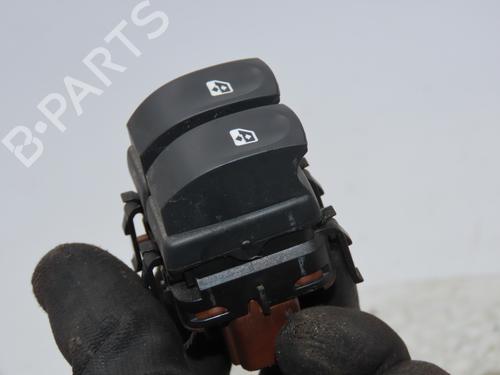 Used Left front window switch RENAULT CLIO III (BR0/1, CR0/1) 1.6 16V (BR05, BR0B, BR0Y, BR15, BR1J, BR1M, BR1Y, CR0B,... (112 hp) 20695901