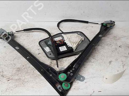 Vindusheismekanisme venstre foran Vindusheismekanisme venstre foran VW JETTA III (1K2) 1.9 TDI (105 hp) 37043829 37043829
