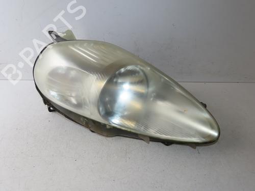 Used Right headlight Right headlight FIAT GRANDE PUNTO (199_) 1.3 D Multijet (75 hp) 33135078 33135078